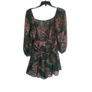 French Kiss floral v-neck baby doll blouse, size medium, with pockets